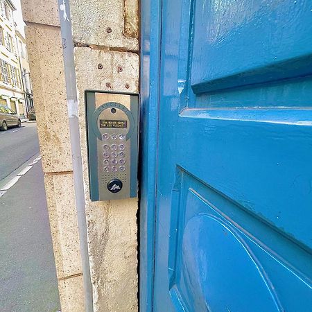 Apartament Tiny House Pau Zewnętrze zdjęcie