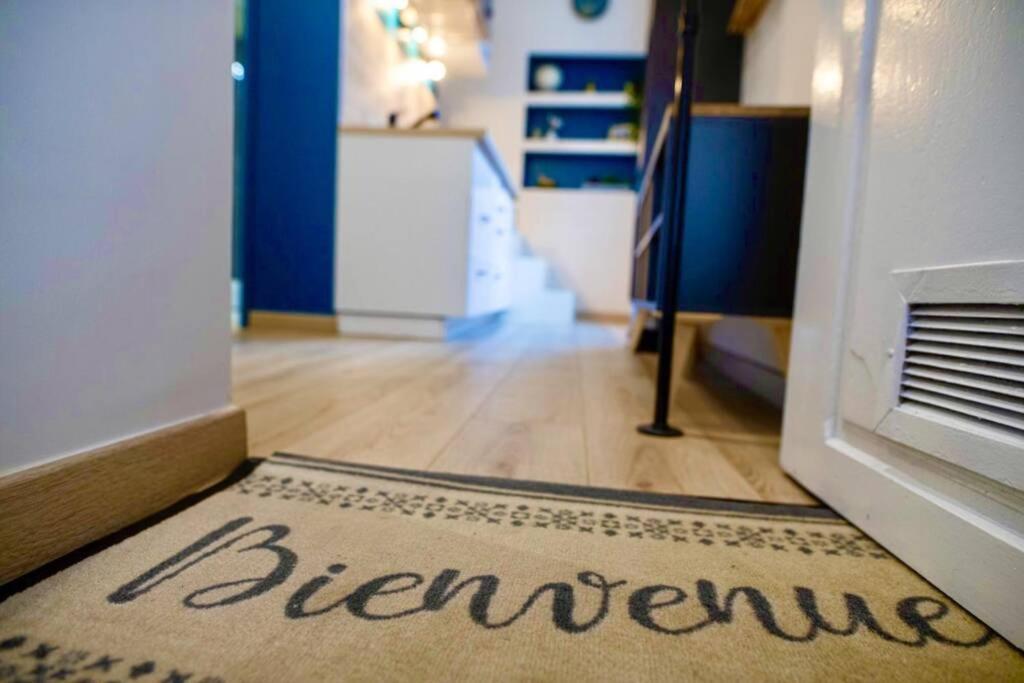 Apartament Tiny House Pau Zewnętrze zdjęcie
